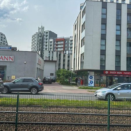 Elegant Two-Room Apartment, Sleeps 4, Near Turon Arena, With Balcony Krasków Εξωτερικό φωτογραφία