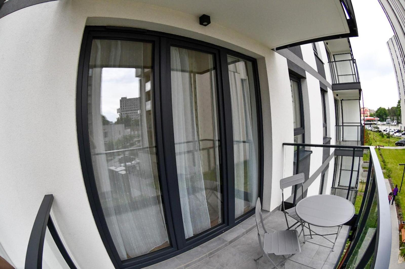 Elegant Two-Room Apartment, Sleeps 4, Near Turon Arena, With Balcony Krasków Εξωτερικό φωτογραφία